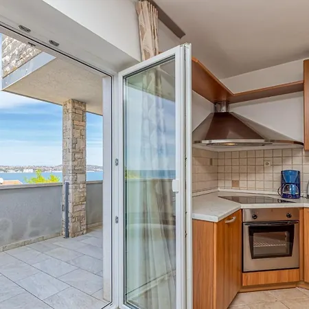 Βίλα Milena With Pool And Sea View