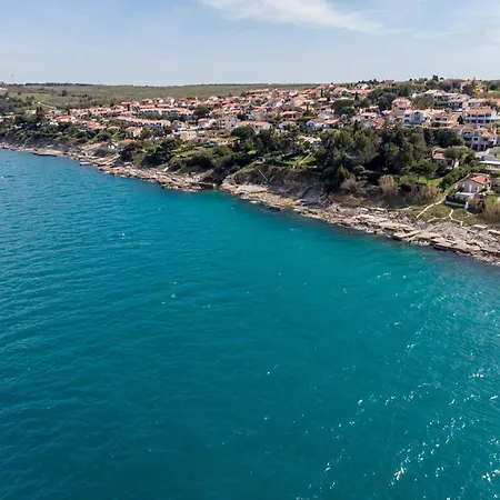 Milena With Pool And Sea View Crveni Vrh